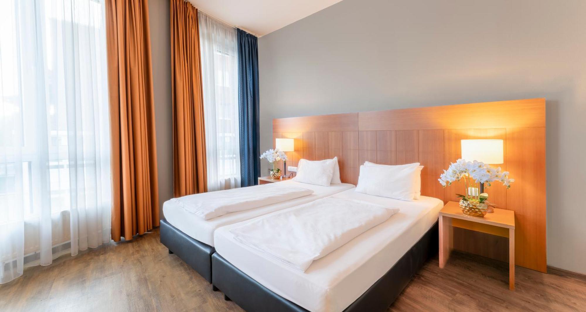 Plaza Premium Koeln Hotel Exterior foto