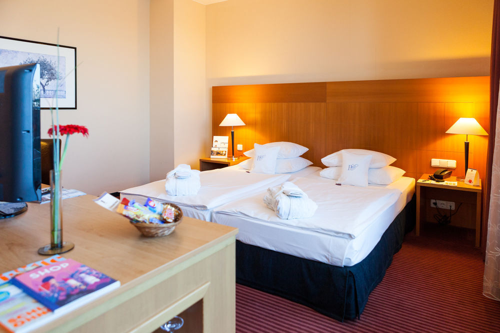 Plaza Premium Koeln Hotel Exterior foto